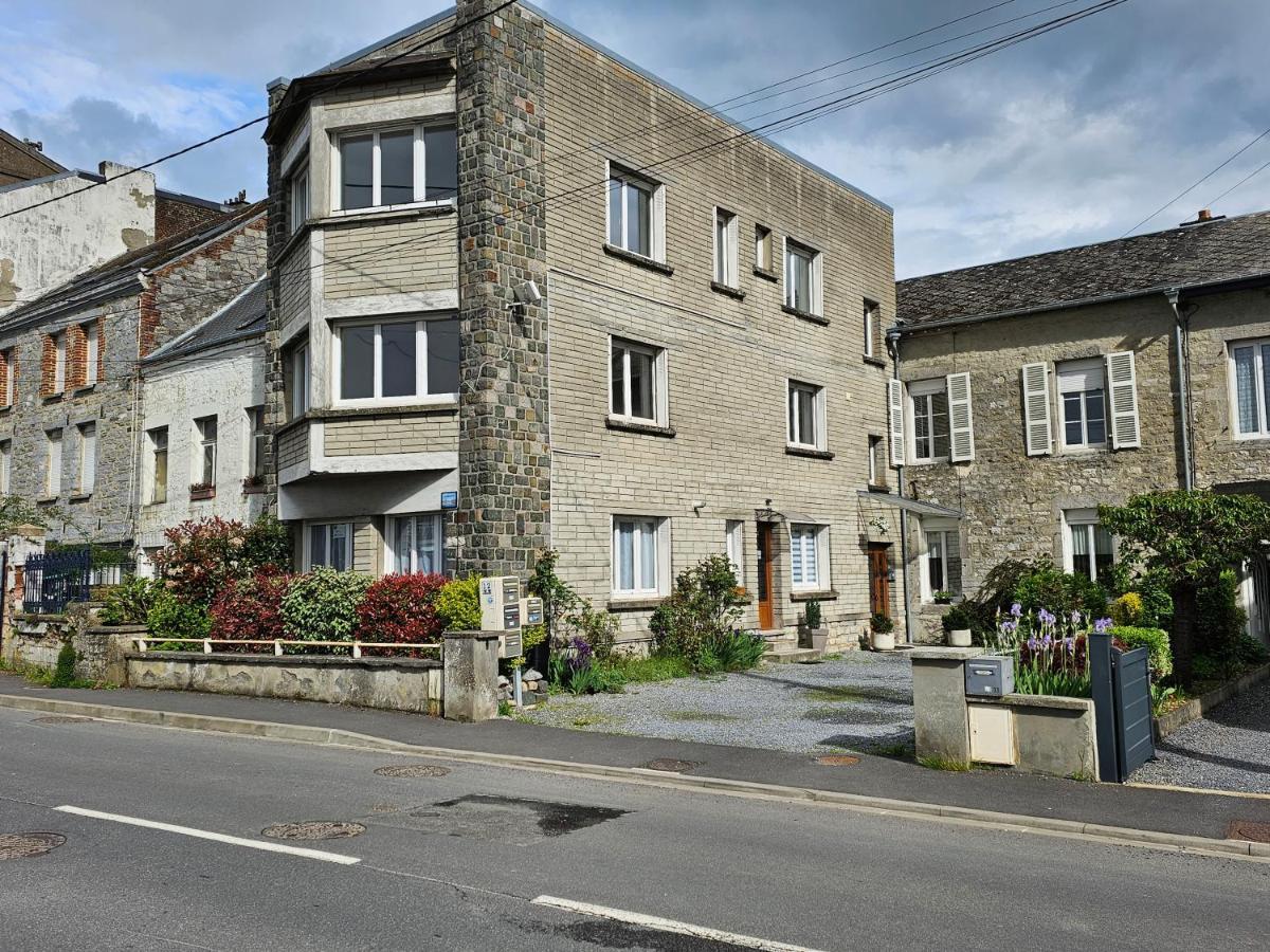 Le Bellevue Apartment Givet Exterior foto