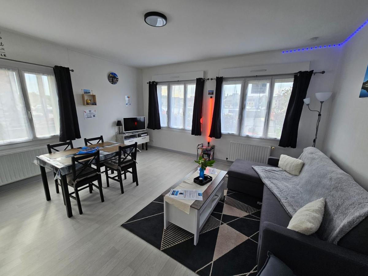 Le Bellevue Apartment Givet Exterior foto