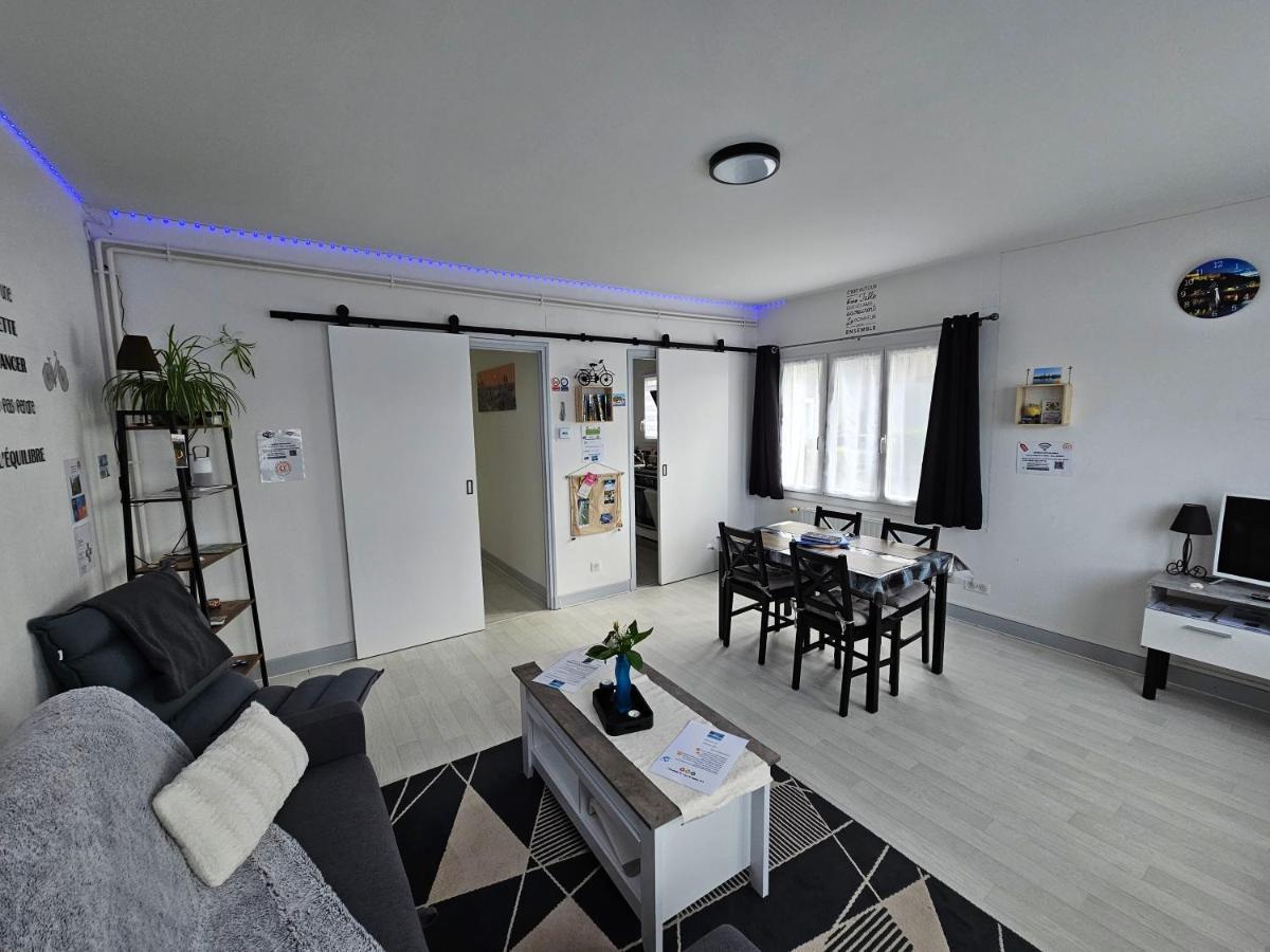 Le Bellevue Apartment Givet Exterior foto
