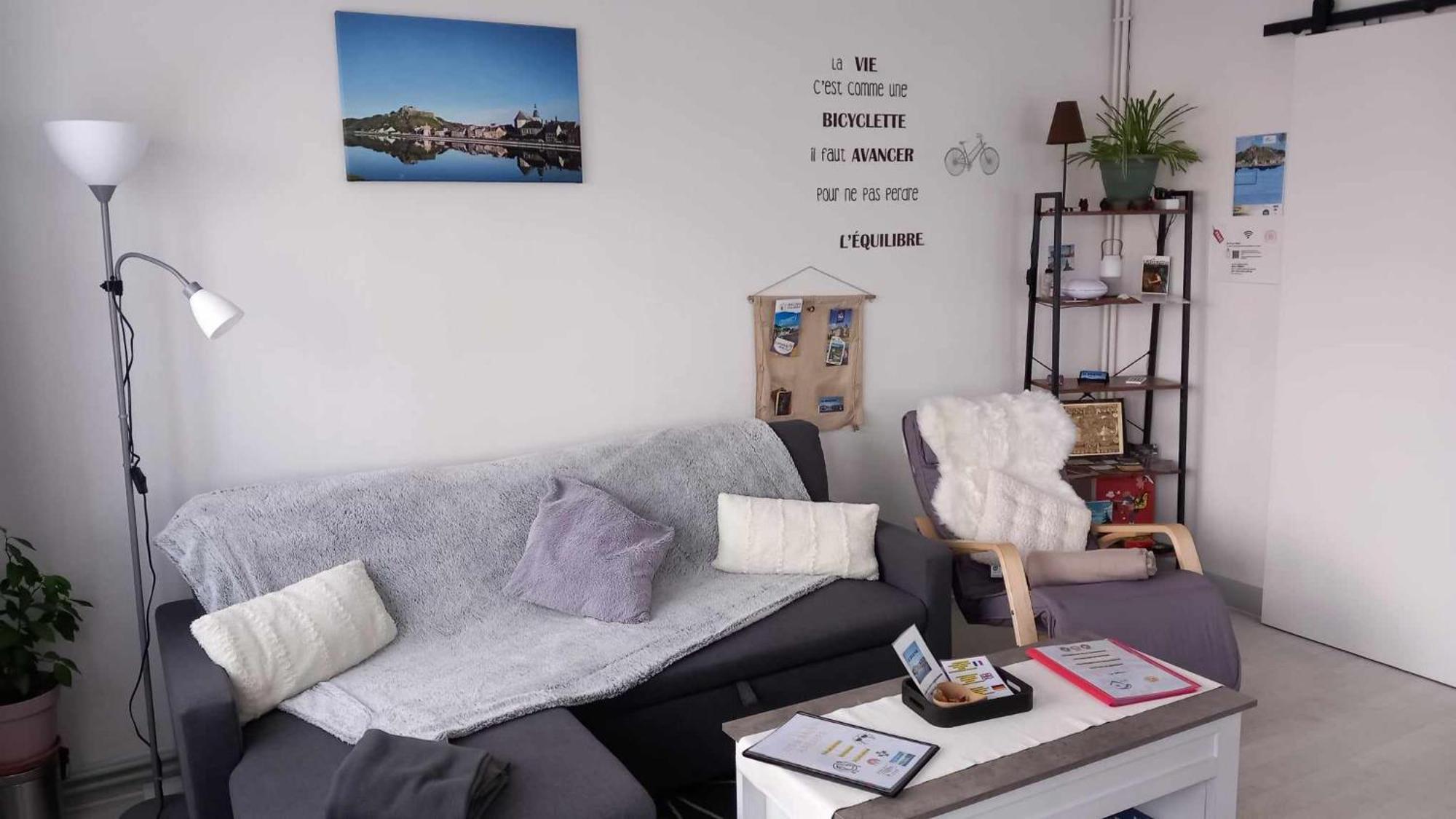 Le Bellevue Apartment Givet Exterior foto
